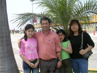 Que bonita familia - Enrique Matamoros y familia