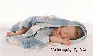 Portraits by Mia "The Photographer" in Miami professional baby portraits in Miami. Mia offers complete packages and services from: maternity photography, sweet pea and new born photography, Kids photography, baptism photography, first communion, quinces, sweet sixteen photgraphy in Miami. Portraits by Mia the real Professional Photographer in Miami, Mia has a team of professional photographers with almost 15 years of combined experience. As a mother Mia has shared her passion and creativity for capturing those precious and unique moments show in her babies portraitures, her experience and expertise is demonstrated in the fine art quality of her photography work,  she always add her personal touch in every portrait