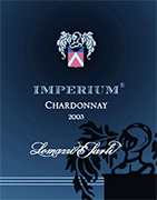 "Imperium IGT vino blanco Chardonnay" "Salento" Chardonnay 100% Las uvas son seleccionadas y transportadas en carros pequeños. Despues del proceso de produccion del vino viene depositado por 6 meses en barriles de madera Alcohol 12,50 % vol. Total acidez 4,70 g/l Total dioxido de sulfuro 60 mg/l pH 3,74 perfecto con sopas de pescado, langostas y camarones. Vino que se combina con quesos y hierbas Vino blanco Italiano para Distribuidores en latinoamerica.